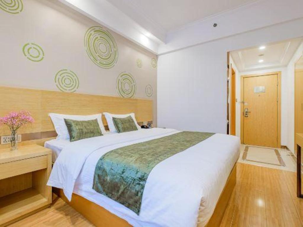 Hotel Greentree Jingan Railway Station Xinzha Road Business 3*