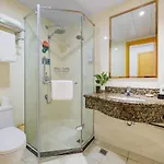 Greentree Inn Shanghai Jingan Railway Station Xinzha Road Business Hotel