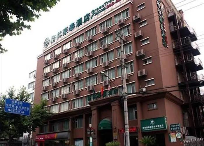 Greentree Inn Shanghai Jingan Railway Station Xinzha Road Business Hotel