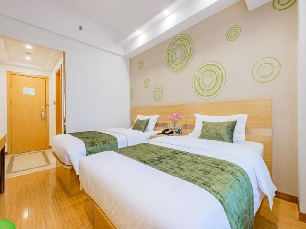 Greentree Jingan Railway Station Xinzha Road Business 3*